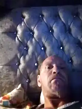 Snapshot of Verynaughtyx chatting on 10/25/25, 07:38 Verynaughtyx online show from 10/25/25, 07:38