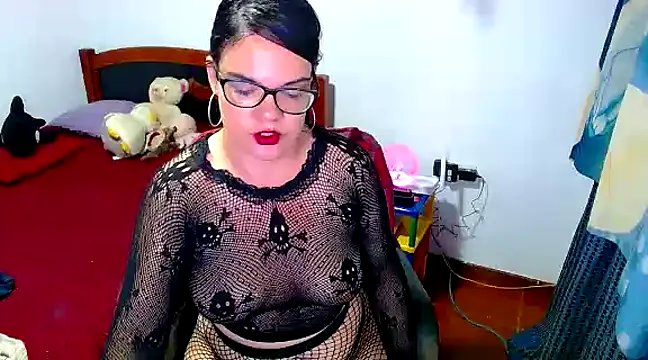 Snapshot of luchiana_hott21 chatting on 12/03/24, 02:47 luchiana hott21 online show from 12/03/24, 02:47