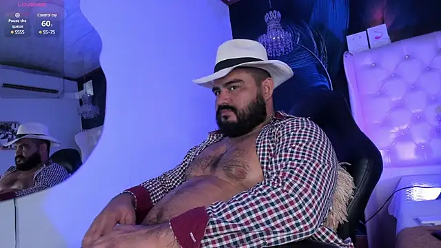 MichaelBear  online show from 02/05/25, 03:31