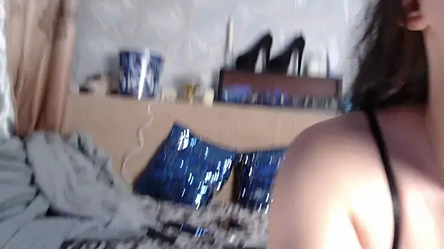 Ria 23 online show from 12/05/25, 01:58