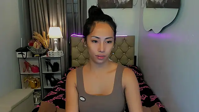 reighnempress online show from 01/19/25, 02:36