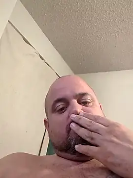 Snapshot of Mark691984 chatting on 02/25/25, 03:31 Mark691984 online show from 02/25/25, 03:31