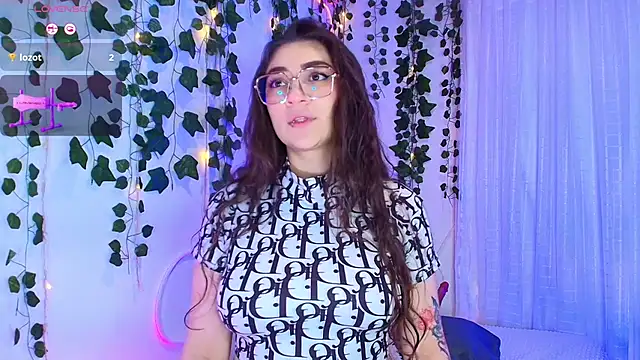 Samii Evans online show from 11/18/25, 01:33