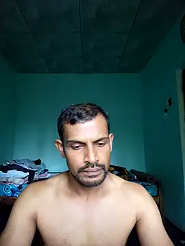 Snapshot of wasaa083 chatting on 09/24/25, 12:58 wasaa083 online show from 09/24/25, 12:58