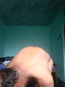 Snapshot of wasaa083 chatting on 02/21/26, 02:12 wasaa083 online show from 02/21/26, 02:12