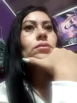 Snapshot of Tania_mature chatting on 01/03/25, 07:07 Tania mature online show from 01/03/25, 07:07