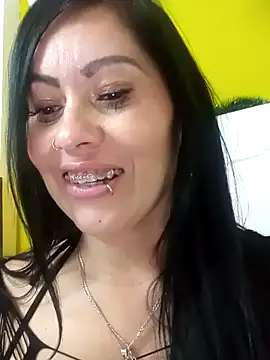 Snapshot of Tania_mature chatting on 01/06/25, 07:13 Tania mature online show from 01/06/25, 07:13
