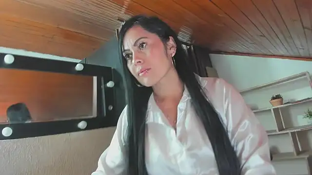 Snapshot of Tania_mature chatting on 01/28/25, 07:10 Tania mature online show from 01/28/25, 07:10