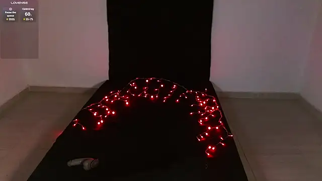 Snapshot of My_vampire_Mia chatting on 03/23/25, 03:32 My vampire Mia online show from 03/23/25, 03:32