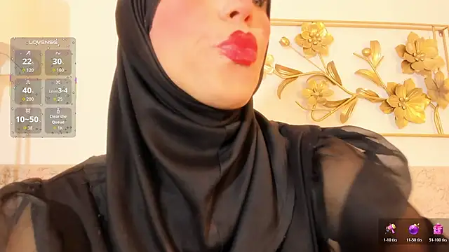 Snapshot of hanajameela chatting on 04/25/26, 01:14 hanajameela online show from 04/25/26, 01:14