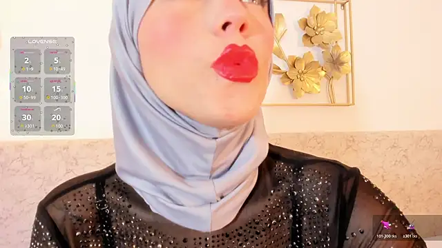 Snapshot of hanajameela chatting on 05/29/26, 12:03 hanajameela online show from 05/29/26, 12:03