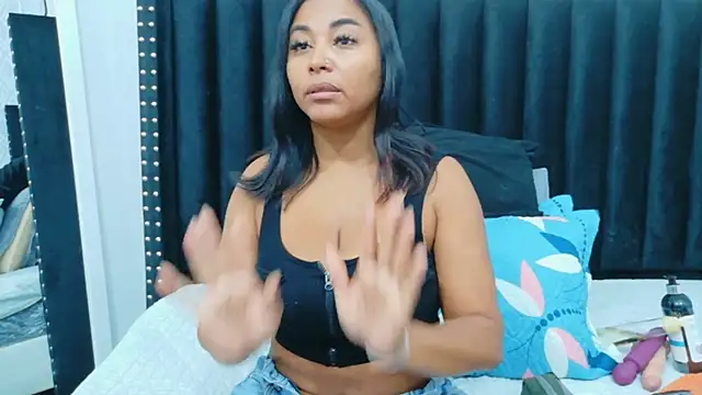 colombiamommy online show from 04/21/26, 12:22