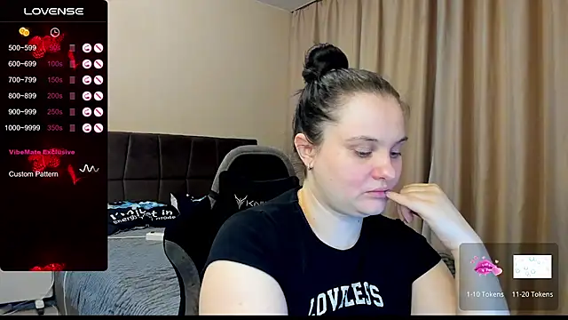 AlanaBrox online show from 11/14/25, 11:24