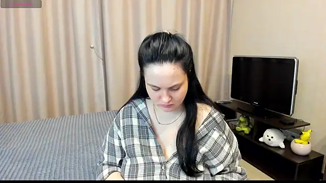 Snapshot of AlanaBrox chatting on 05/19/26, 09:21 AlanaBrox online show from 05/19/26, 09:21