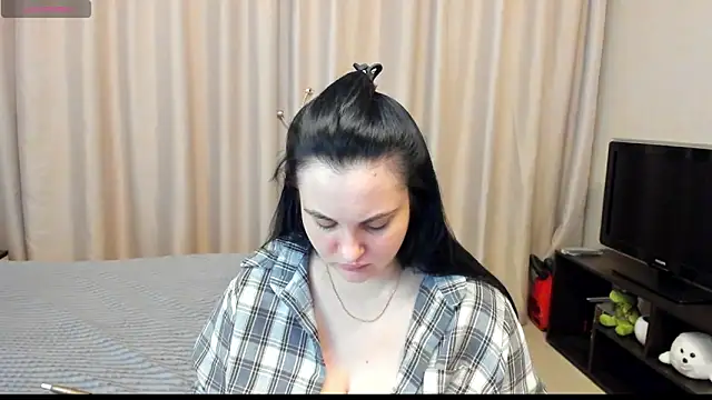 Snapshot of AlanaBrox chatting on 05/30/26, 09:23 AlanaBrox online show from 05/30/26, 09:23