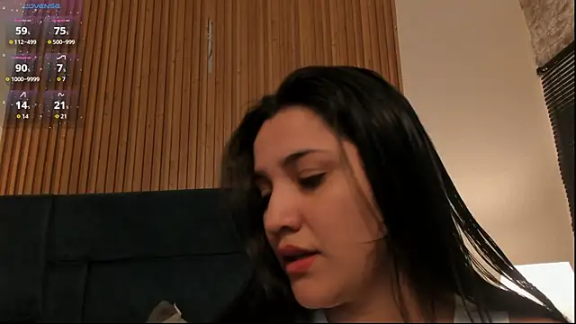 Kareena chopra online show from 04/23/26, 12:15