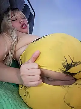 miafresa hot online show from 02/02/25, 11:53