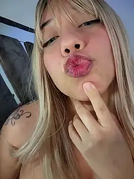 miafresa hot online show from 03/08/25, 12:00