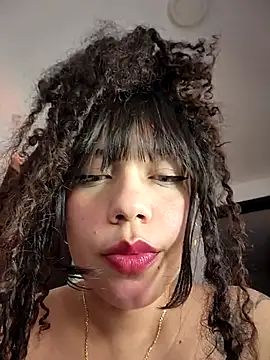 Snapshot of miafresa_hot chatting on 02/13/26, 12:17 miafresa hot online show from 02/13/26, 12:17