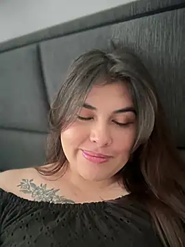 Alyaa s online show from 01/30/25, 06:54