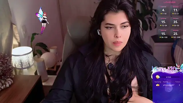 Snapshot of Alyaa_s chatting on 06/03/26, 02:33 Alyaa s online show from 06/03/26, 02:33