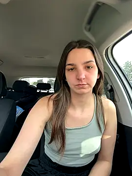 DoriDeluxe66 online show from 11/20/25, 09:53