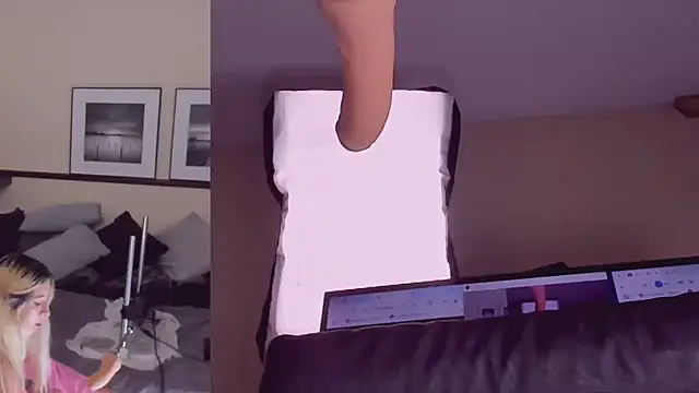 Snapshot of Lizzy_Lace chatting on 01/11/25, 03:55 Lizzy Lace online show from 01/11/25, 03:55