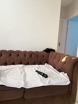 StupidNaturalPhatBooty  online show from 04/01/26, 05:19