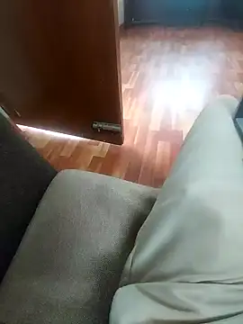 Snapshot of Stripkomal chatting on 10/24/25, 09:28 Stripkomal online show from 10/24/25, 09:28