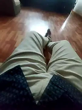 Snapshot of Stripkomal chatting on 01/14/26, 12:11 Stripkomal online show from 01/14/26, 12:11