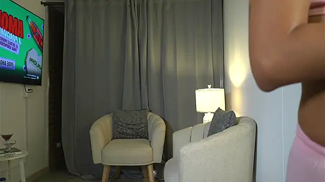 Snapshot of kendall_ruiz chatting on 09/13/25, 12:10 kendall ruiz online show from 09/13/25, 12:10