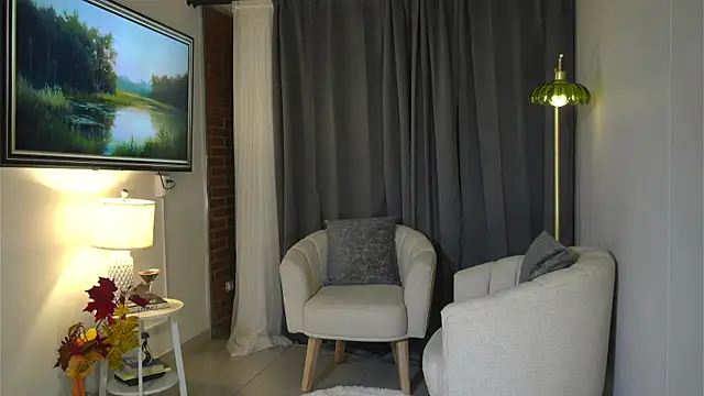 Snapshot of kendall_ruiz chatting on 11/27/25, 02:02 kendall ruiz online show from 11/27/25, 02:02