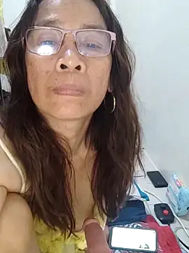 HotsexyNaughtysweetbaby online show from 04/17/26, 06:44