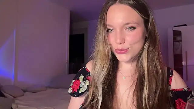 Snapshot of Sara_Browney chatting on 01/30/25, 09:58 Sara Browney online show from 01/30/25, 09:58