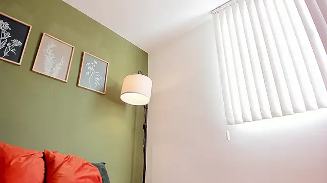 karlye 5 online show from 10/06/25, 01:41