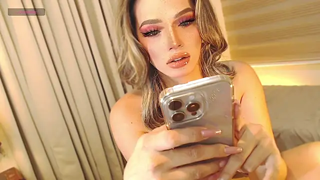 Snapshot of NiamahBarret chatting on 03/09/25, 08:52 NiamahBarret online show from 03/09/25, 08:52