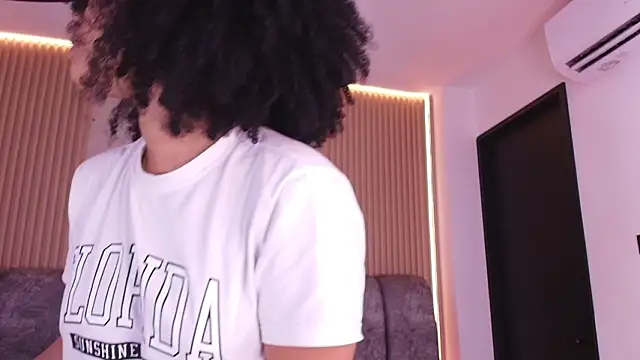 naia blessed online show from 02/19/26, 07:10