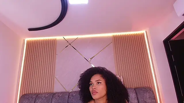 naia blessed online show from 04/09/26, 07:19