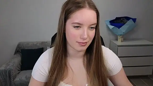 Snapshot of EvaMaddison chatting on 12/26/24, 05:37 EvaMaddison online show from 12/26/24, 05:37