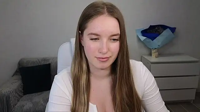 Snapshot of EvaMaddison chatting on 01/08/25, 06:20 EvaMaddison online show from 01/08/25, 06:20