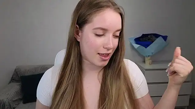 Snapshot of EvaMaddison chatting on 01/11/25, 09:57 EvaMaddison online show from 01/11/25, 09:57