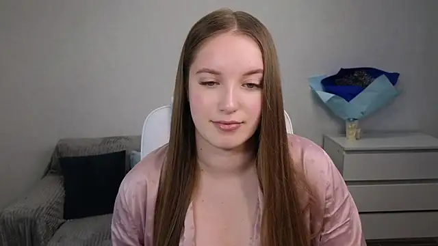 Snapshot of EvaMaddison chatting on 01/15/25, 08:51 EvaMaddison online show from 01/15/25, 08:51