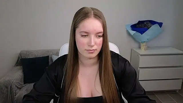 Snapshot of EvaMaddison chatting on 02/06/25, 08:50 EvaMaddison online show from 02/06/25, 08:50