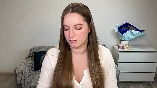 Snapshot of EvaMaddison chatting on 02/06/26, 06:00 EvaMaddison online show from 02/06/26, 06:00