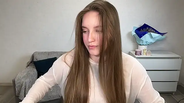 Snapshot of EvaMaddison chatting on 02/10/26, 05:06 EvaMaddison online show from 02/10/26, 05:06