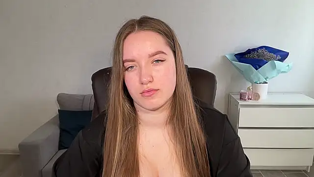 Snapshot of EvaMaddison chatting on 05/19/26, 06:31 EvaMaddison online show from 05/19/26, 06:31