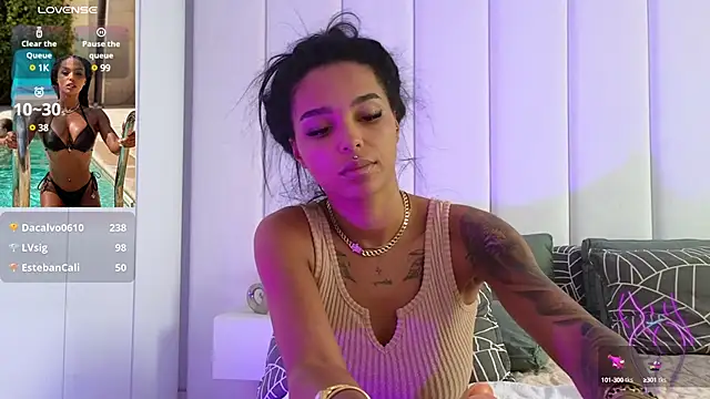 KimiBrown online show from 12/05/24, 10:01