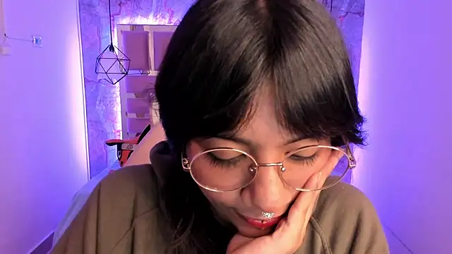 Nami usagi online show from 12/11/24, 03:05