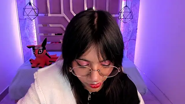 Nami usagi online show from 12/12/24, 03:16