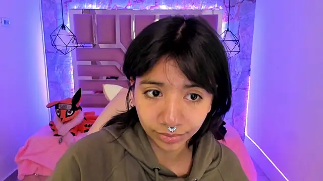 Nami usagi online show from 01/14/25, 12:03